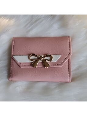 😎PINK Bow Wallet Perfect For Spring Summer